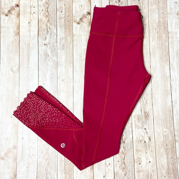 Lululemon Reflective Leggings Cranberry Red - Picture 2 of 9